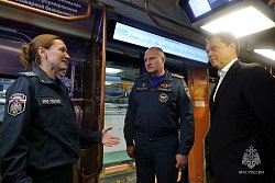 В московском метрополитене курсирует тематический поезд безопасности
